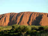 Uluru_sunset2_50.jpg (36549 bytes)